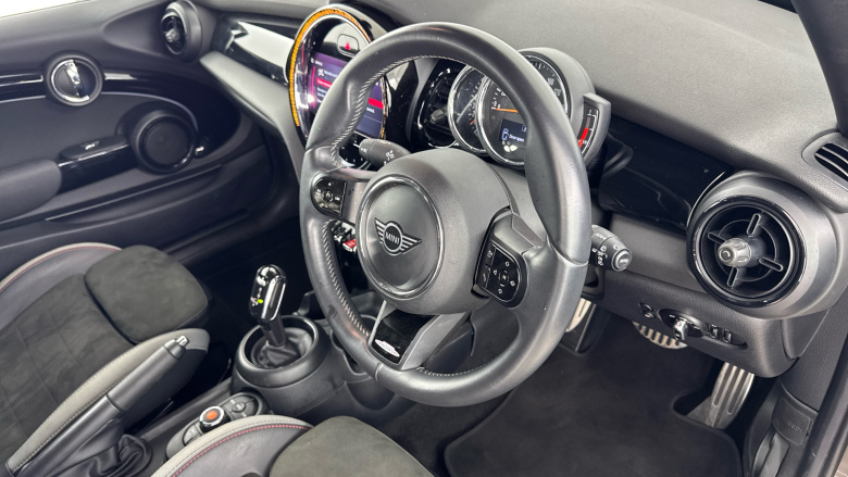 MINI Hatchback 1.5 Cooper Sport 3dr Auto Petrol Hatchback